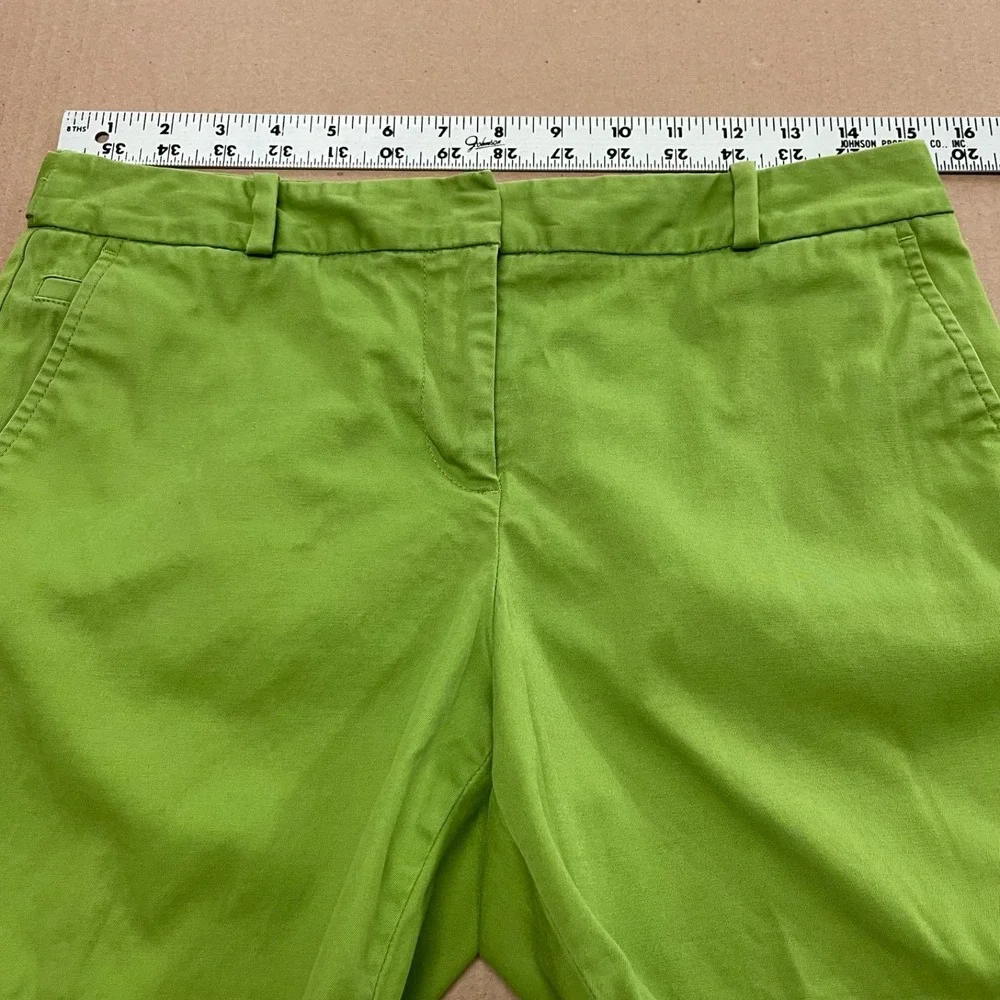 Talbots Women's Petite‎ 4P Green Flat Front Chino Shorts Cotton Blend Stretch